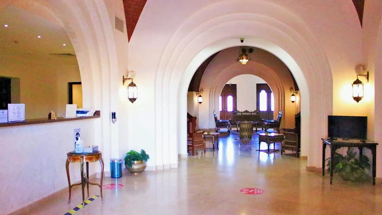 الفندق روحانو بيتش ريزورت - القصير